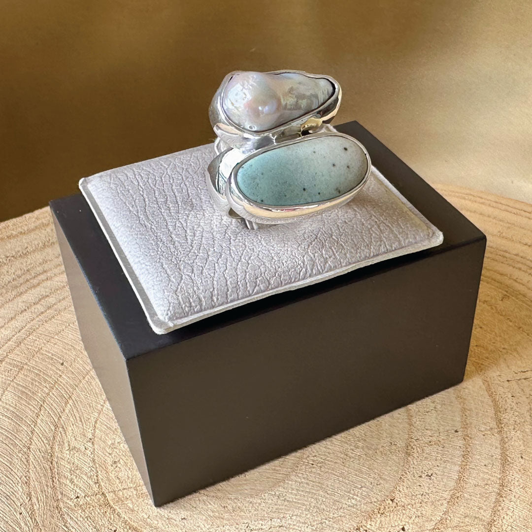 Agot. Costa Rican Design 925 Sterling Silver, River Rock & Baroque Pearl Ring