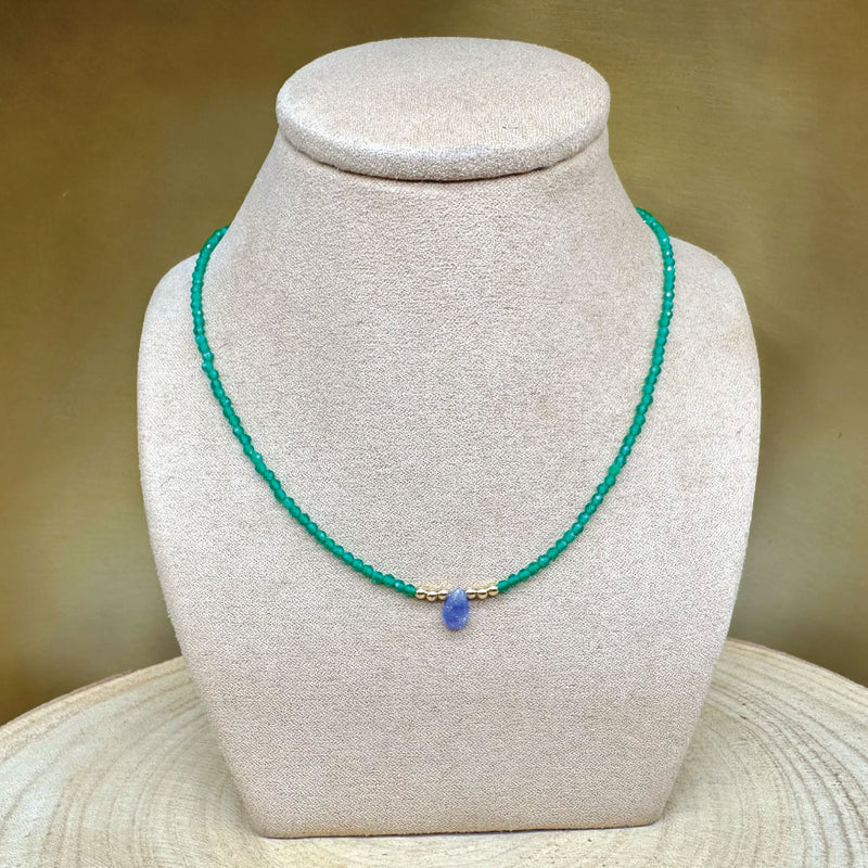 Small Semiprecious Multi Stone Green Agate & Iolite choker chain 16"
