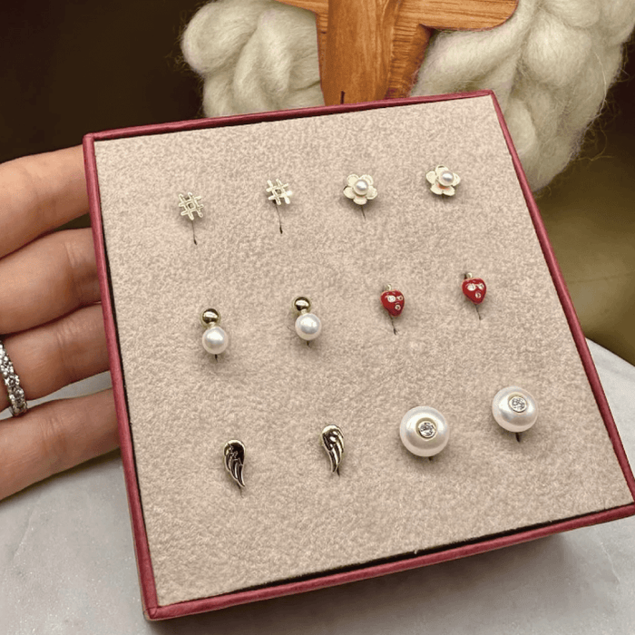 14k Yellow Gold & Fresh Water White Pearl Baby Earrings Screw Back Studs