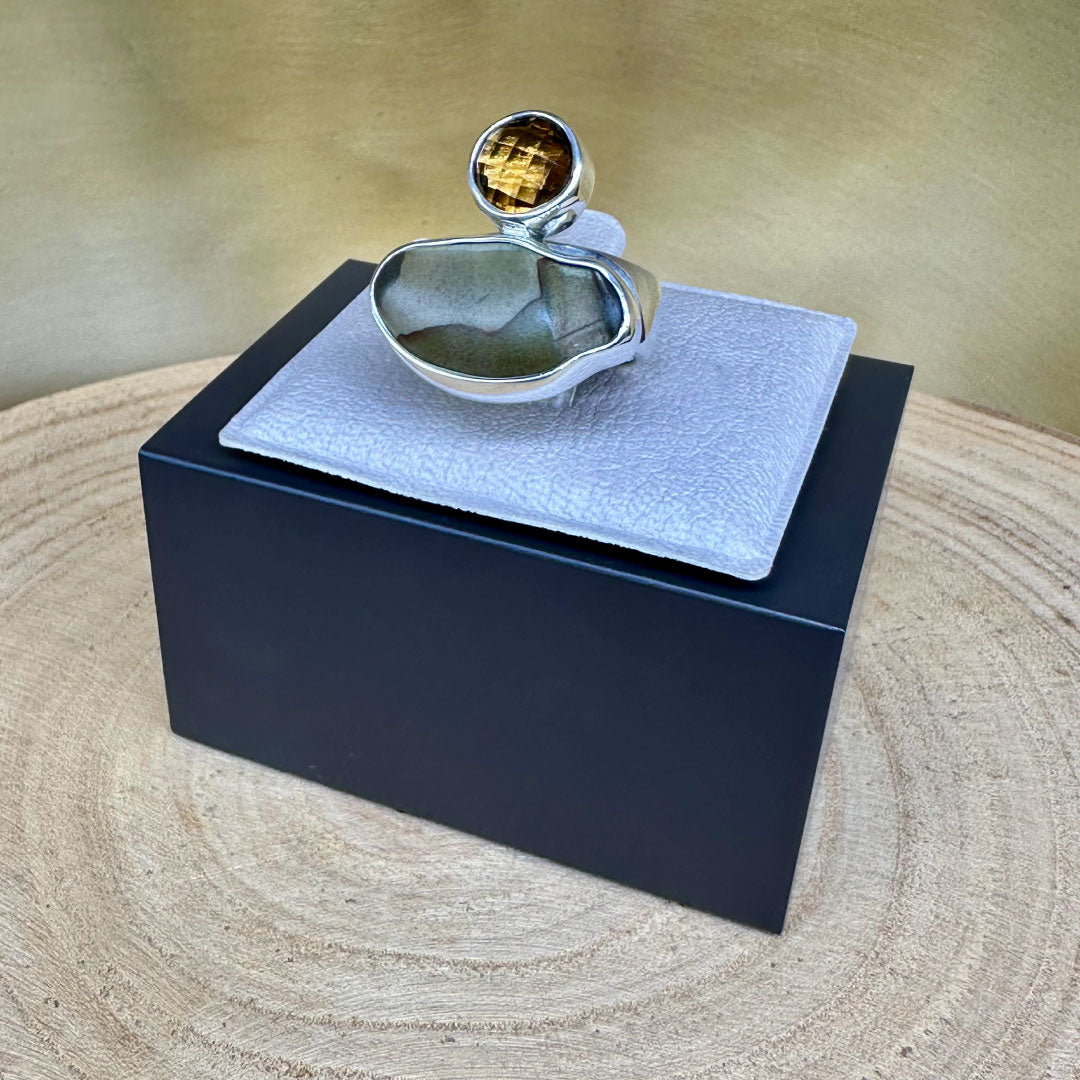 Agot Costa Rican Design Handcrafted Sterling Silver 925 & Brown River Rock & Smoky Quartz Ring Size 7